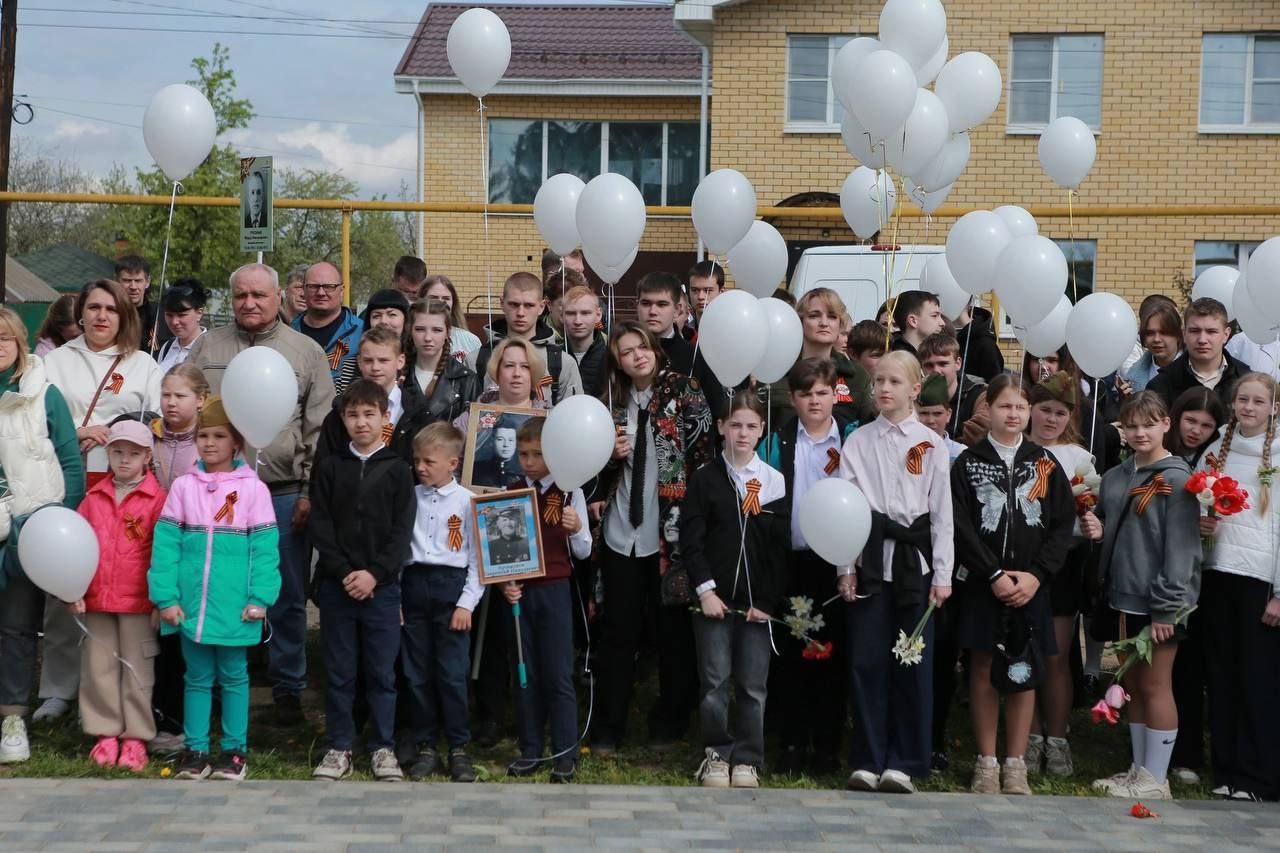 Глава города Михаил Клинков поздравил жителей поселков с праздником Великой Победы