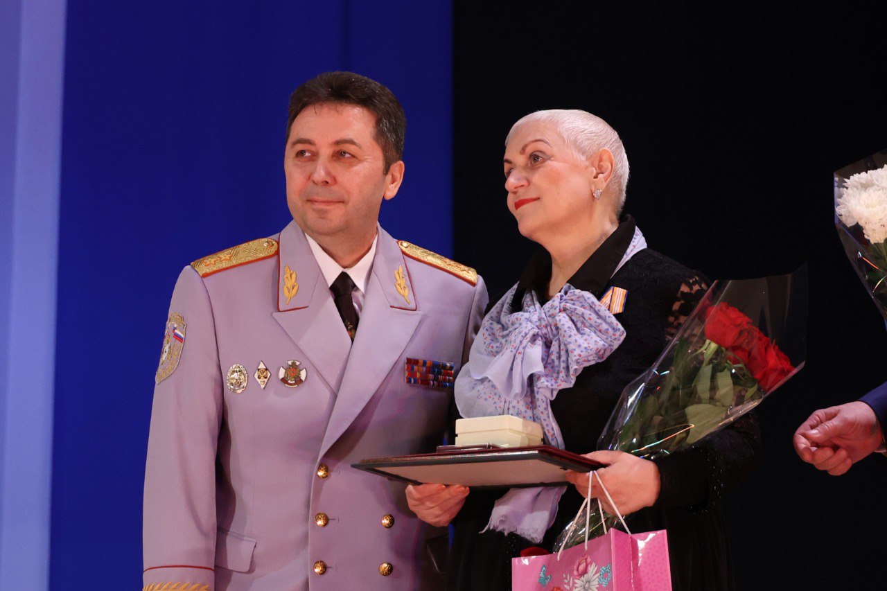 Пожарных Дзержинска накануне профессионального праздника поздравил глава города Иван Носков