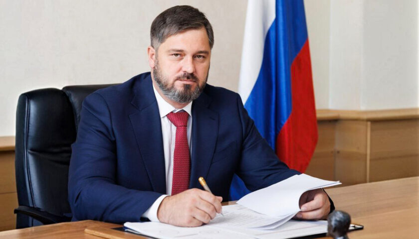 Глава города Дзержинска Михаил Клинков поздравляет с Днём Победы