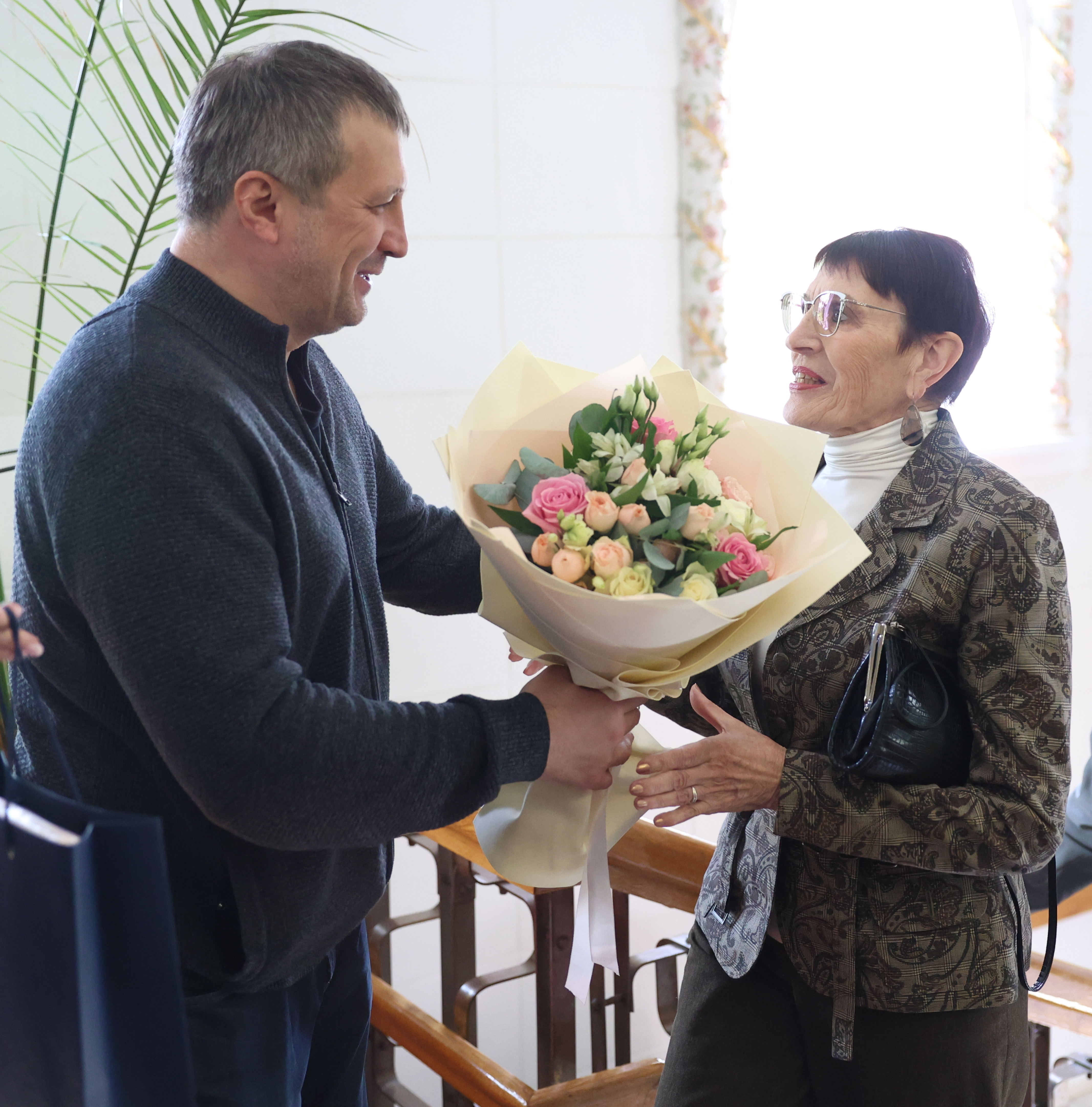 Глава Дзержинска Иван Носков встретился с Почетными гражданами города