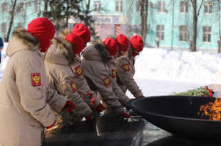 Мероприятие, посвященное Дню защитника Отечества, прошло сегодня на площади Героев