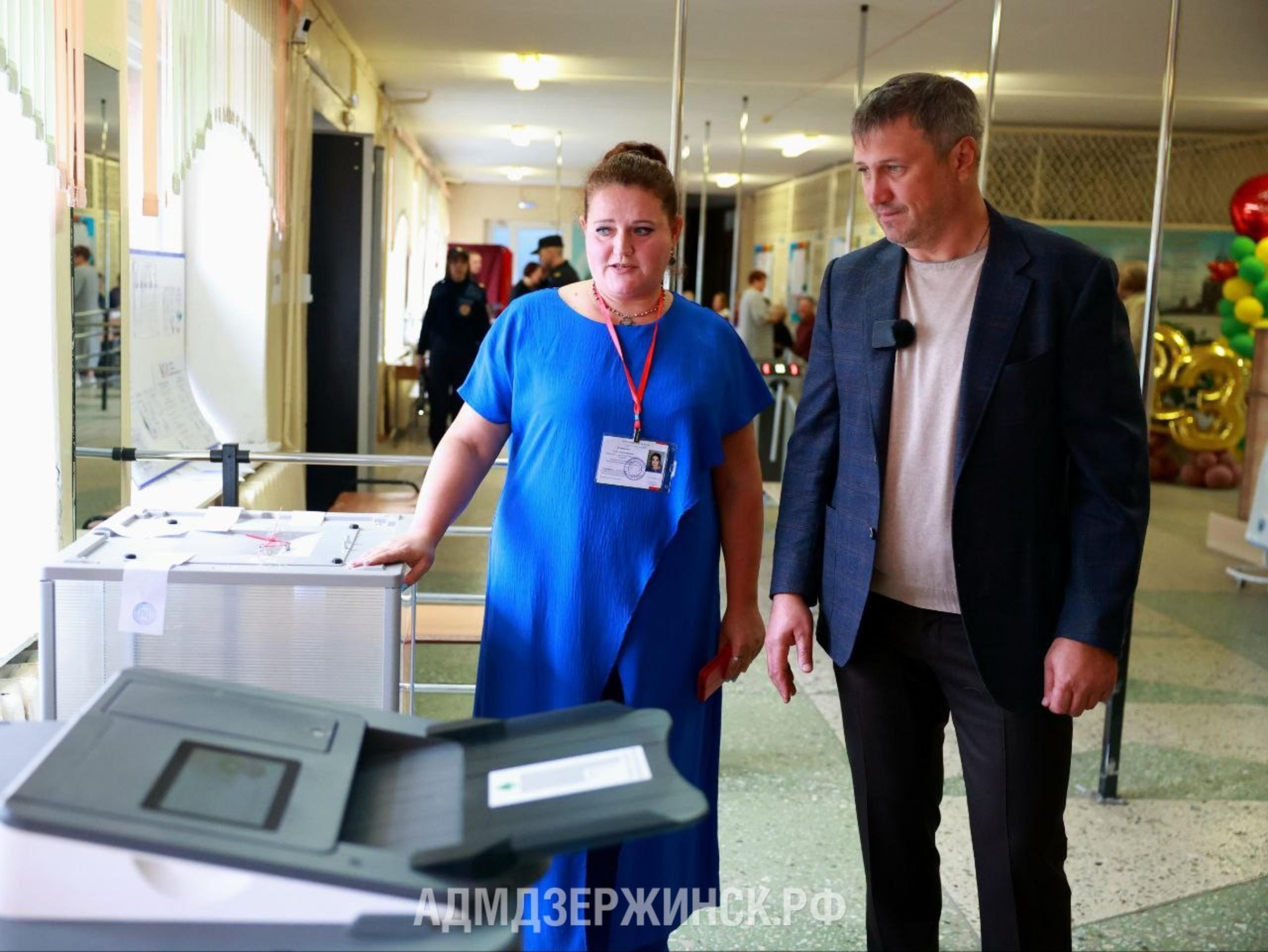 Глава Дзержинска Иван Носков оценил работу избирательных участков в городском округе