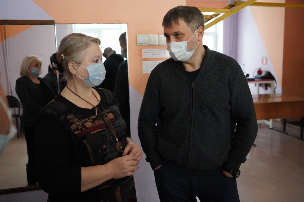Глава города Дзержинска Иван Носков поздравил воспитанников клуба «Вера»  с наступающим Новым годом