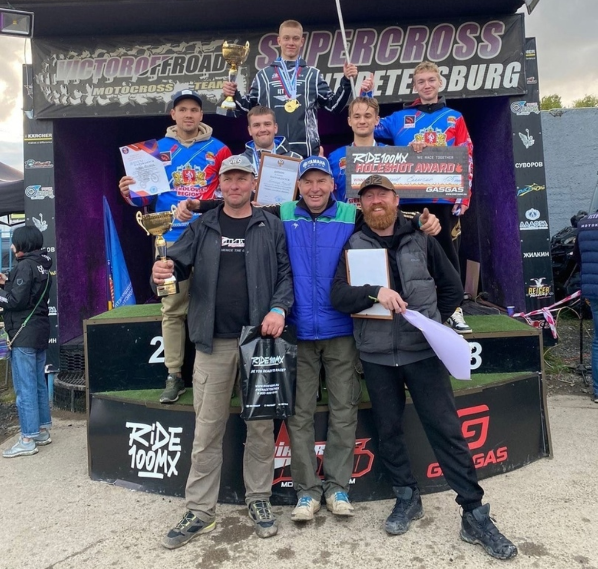 Спортсмен дзержинск. Чемпионат России. Спортсмены Москвы с фото. Гипер спортсмены Челябинской области фото. Суперкросс фото 2017.