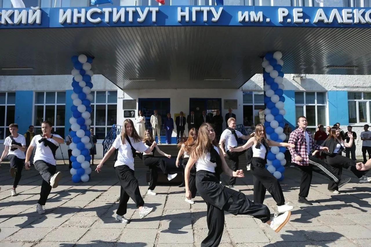 День знаний встретили сегодня и в Дзержинском политехническом институте НГТУ им. Р. Е. Алексеева