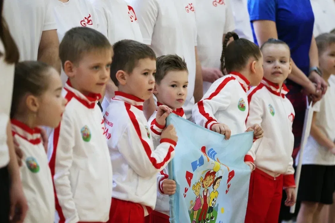 150 человек из 12 команд приняли участие в спортивном фестивале детских садов «Малышиада» среди центральных муниципальных образований Нижегородской области. 