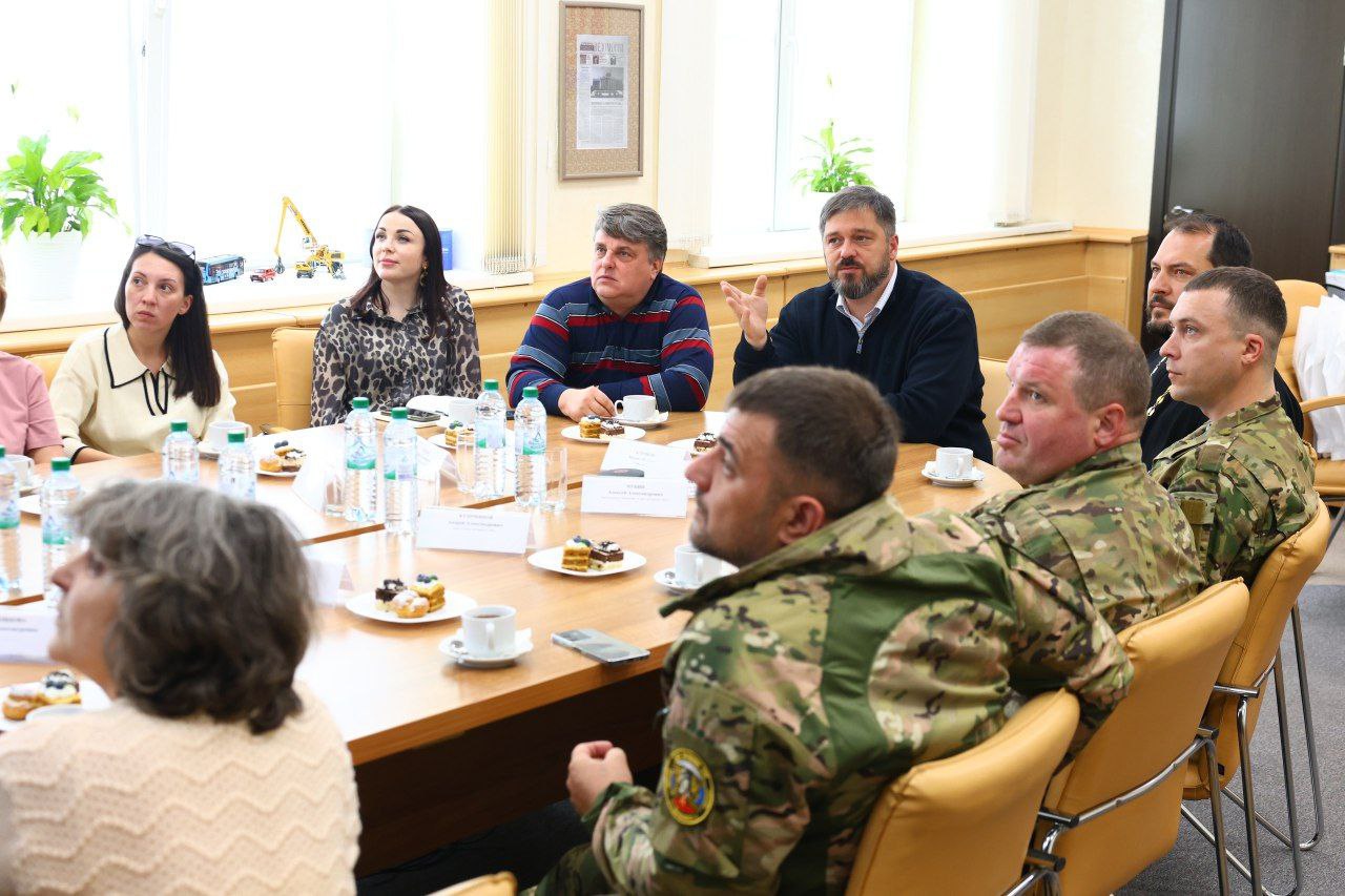 Глава города Михаил Клинков рассказал о встрече с матерям и жёнами погибших защитников Родины