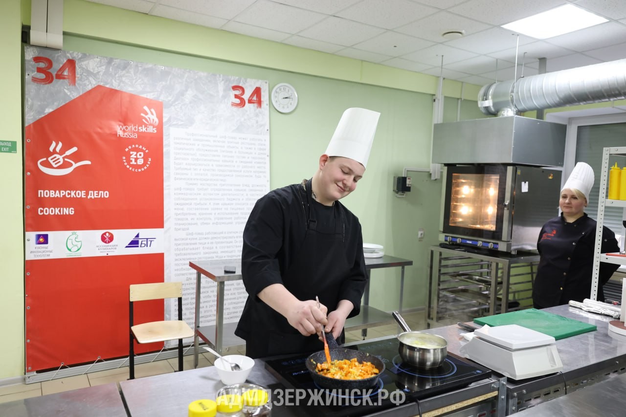 Студенты РГУ им. Губкина приняли присягу в Дзержинске