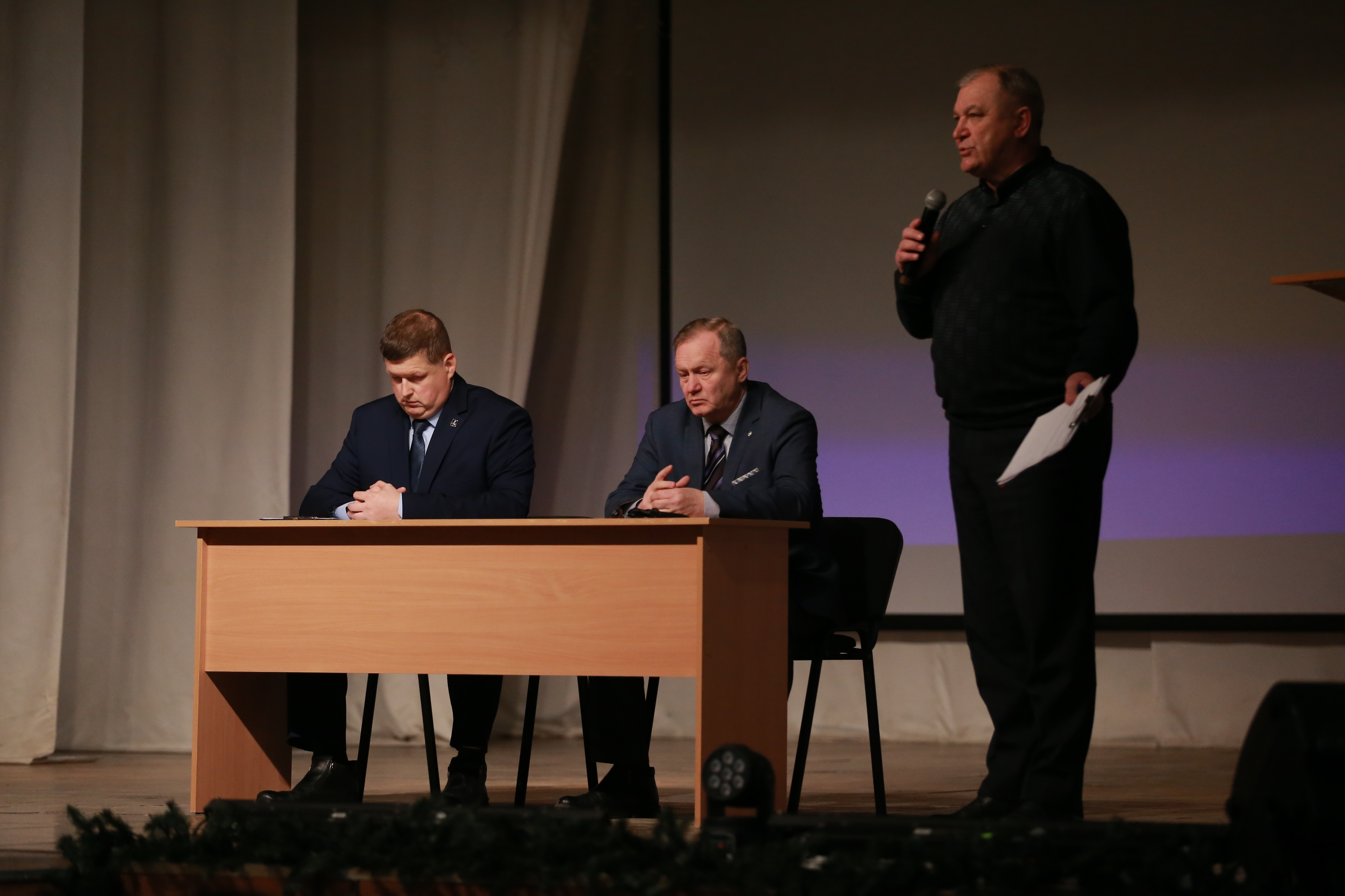 Учебно-методический сбор в Дзержинске: подростки, родители и педагоги обсудили противодействие деструктивным угрозам