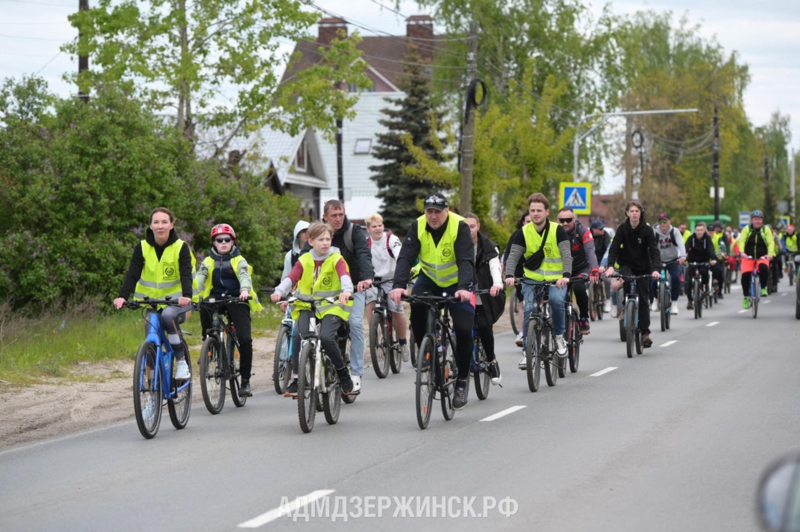 Более 1,5 тысяч человек приняли участие в открытии велосезона в Дзержинске