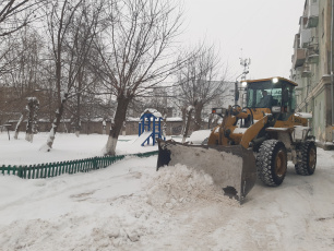 Глава города Дзержинска дал поручение очистить проезды во дворы от снега