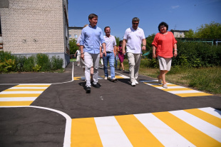 Иван Носков оценил ремонтные работы в образовательных учреждениях Дзержинска