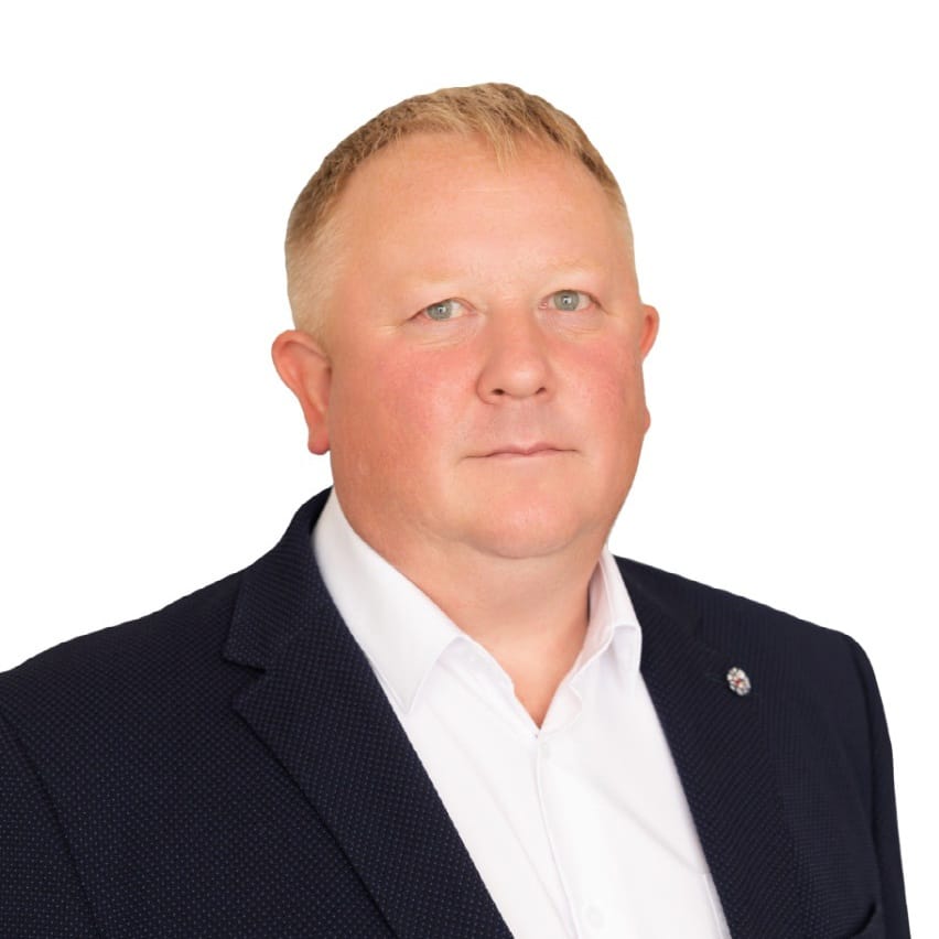 С 4 октября 2021 года на должность директора МБУ «Город» назначен Александр Ржавин.